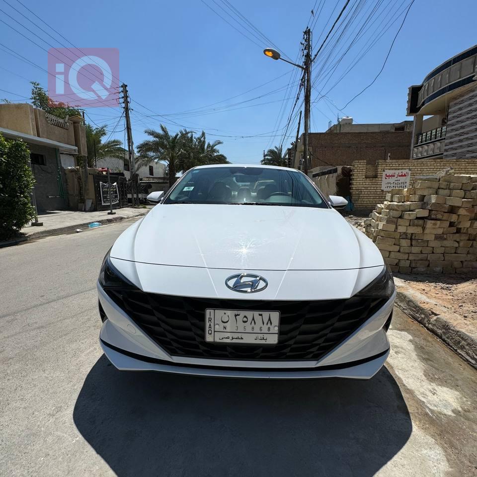 هیوندای ئەلەنترا